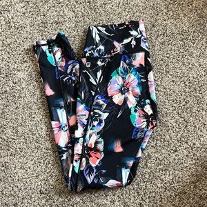 Fabletics Floral Powerhold Leggings